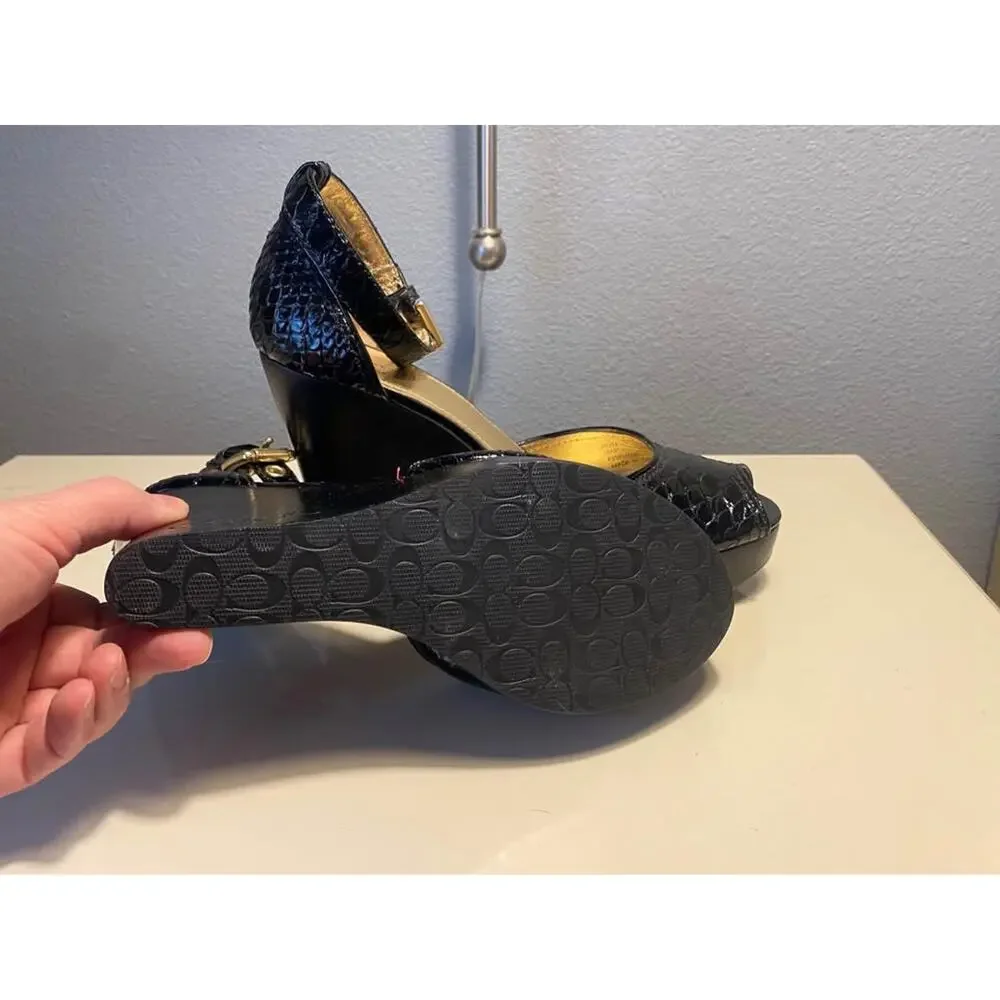 Coach Heels - Picture 4 of 4